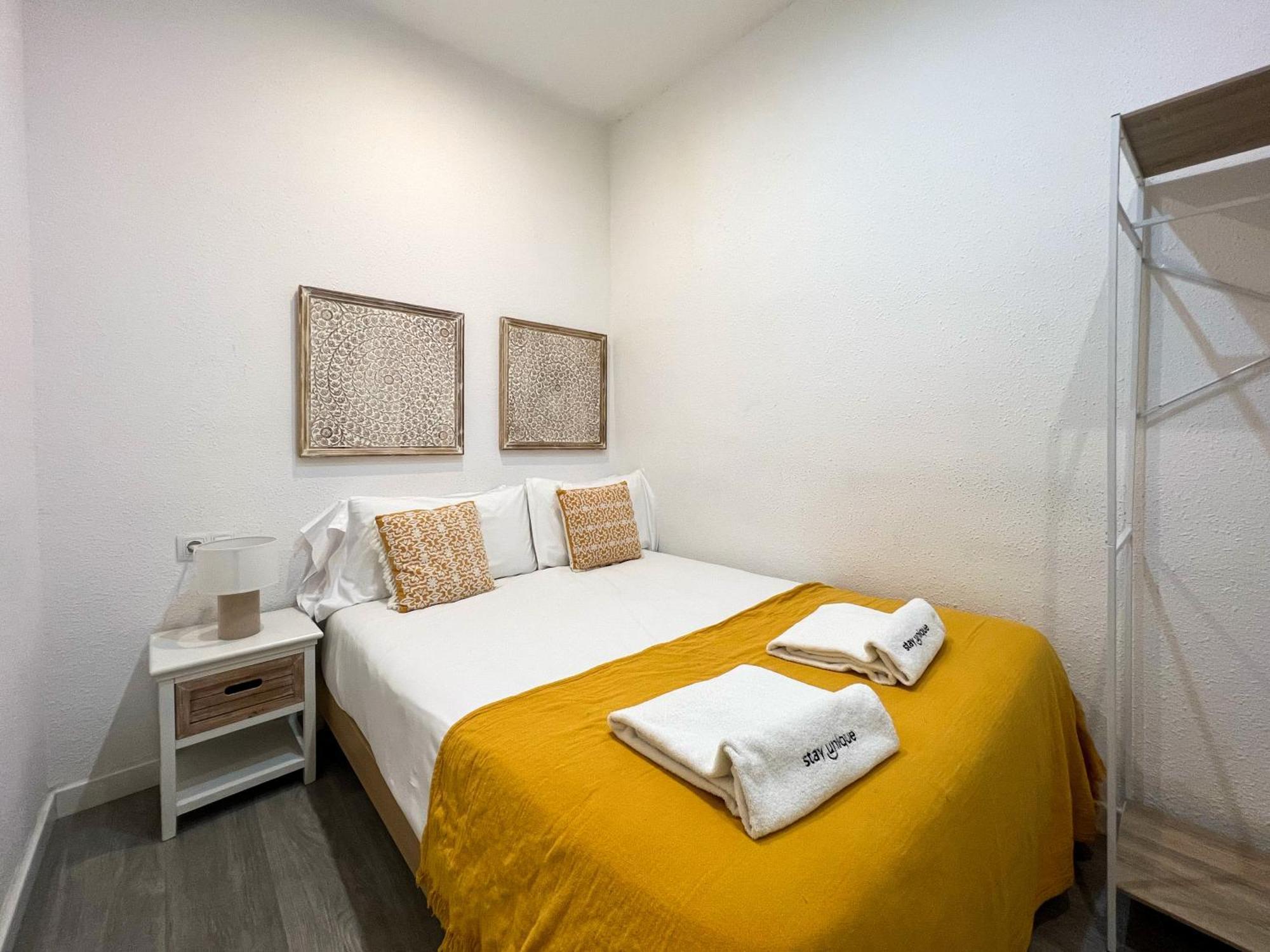 Stay U-Nique Apartments Rossello Barcelona Bagian luar foto